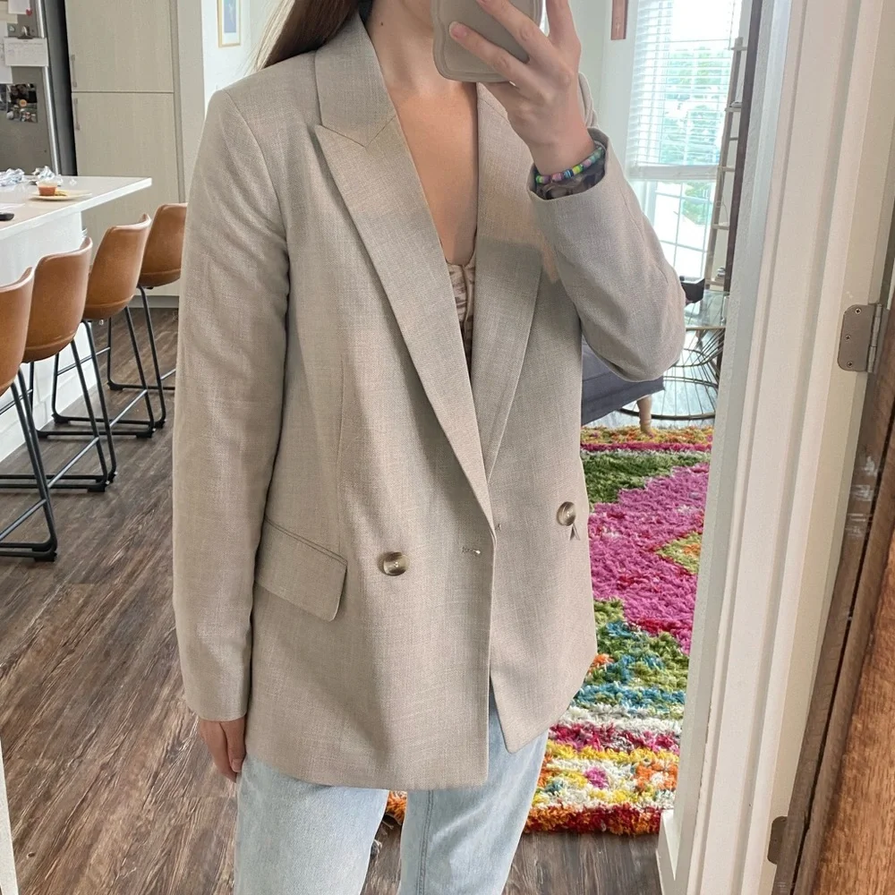 H&M Blazer - Picture 3 of 7